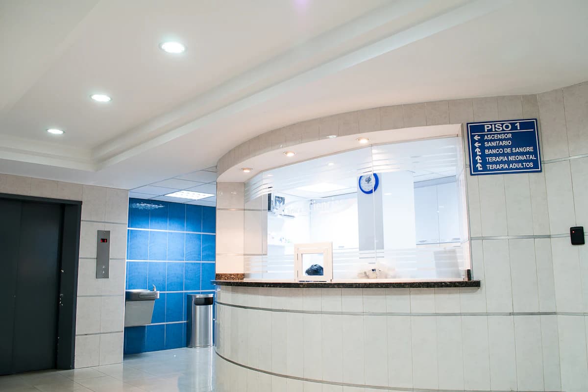 Operational workflow and software architecture diagram for Healthcare and Clinics