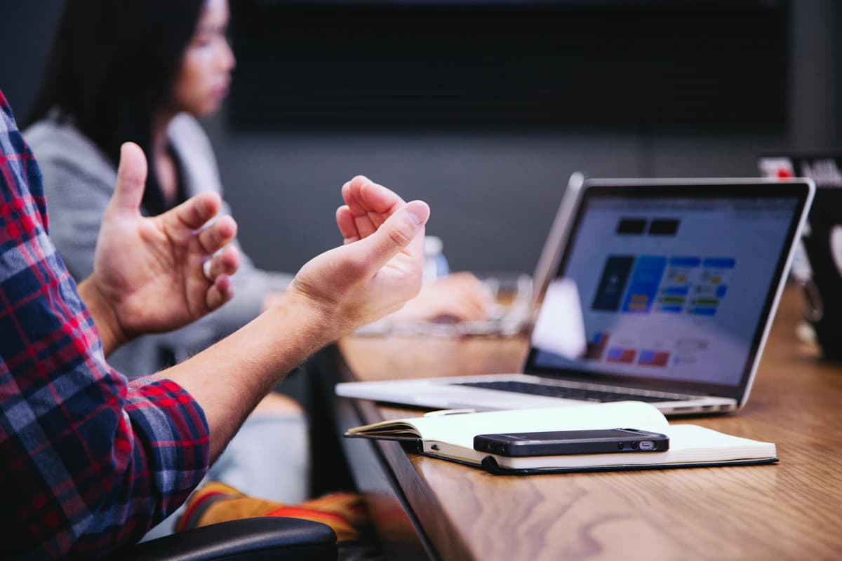 Four-stage execution workflow for Business Automation Consulting from discovery to launch